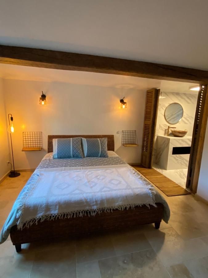 Suite De Charme : Les Crenees Oteppe Bagian luar foto