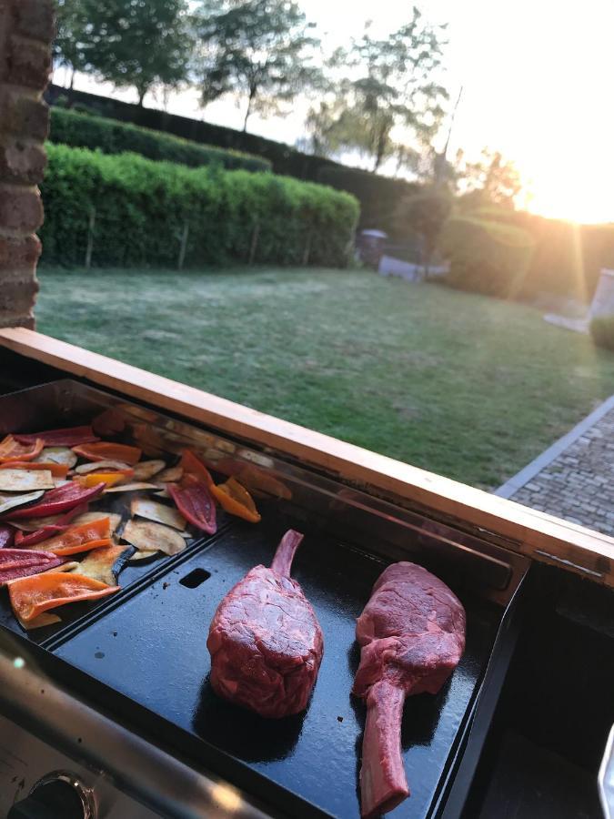 Suite De Charme : Les Crenees Oteppe Bagian luar foto